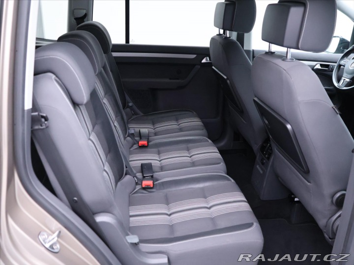 Volkswagen Touran 1,4 TSI 103kW DSG Match 2012