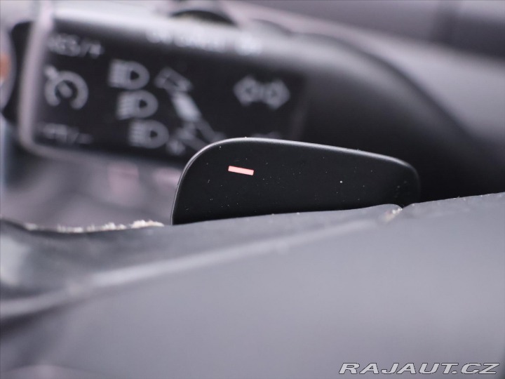 Volkswagen Touran 1,4 TSI 103kW DSG Match 2012