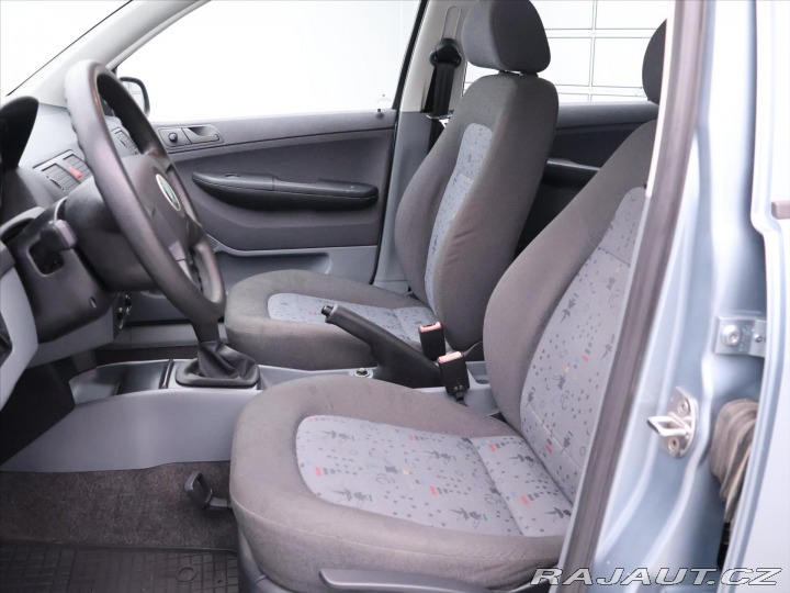 Škoda Fabia 1,2 12V 40kW CZ 2003