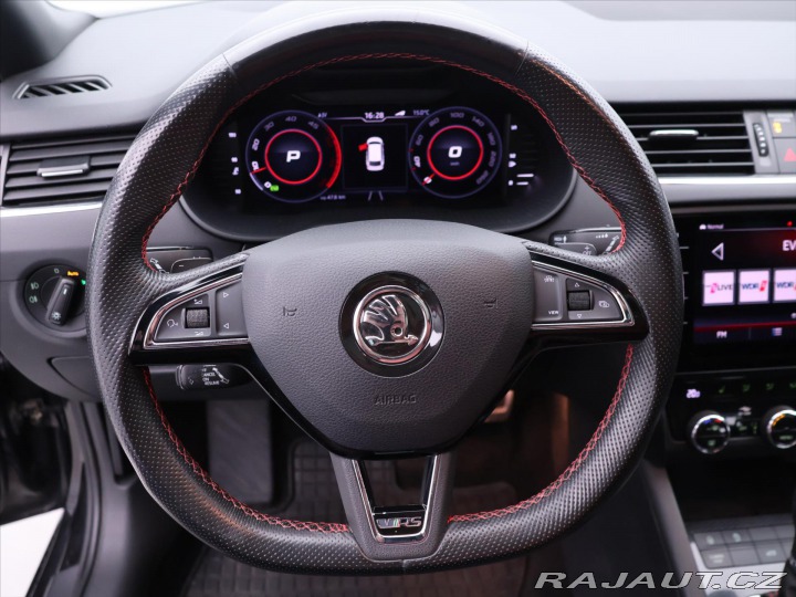 Škoda Octavia 2,0 TDI 135kW RS 4x4 DSG 2020