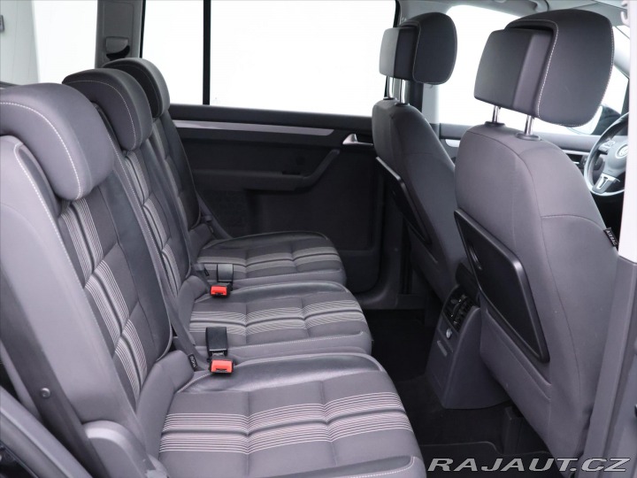 Volkswagen Touran 1,2 TSI Match 7-Míst Serv 2012