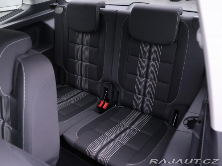 Volkswagen Touran 1,2 TSI Match 7-Míst Serv 2012