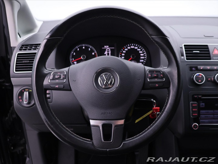Volkswagen Touran 1,2 TSI Match 7-Míst Serv 2012