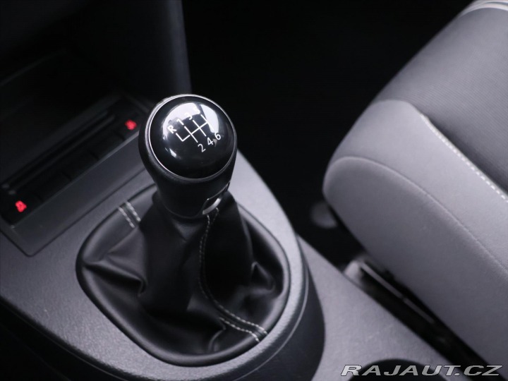 Volkswagen Touran 1,2 TSI Match 7-Míst Serv 2012