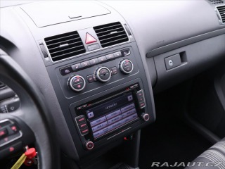Volkswagen Touran 1,2 TSI Match 7-Míst Serv 2012