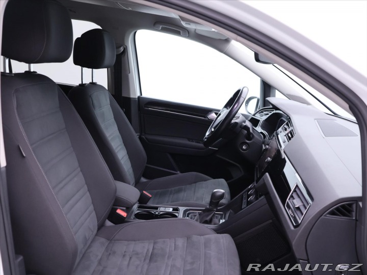 Volkswagen Touran 2,0 TDI 110kW DSG Matrix 2022