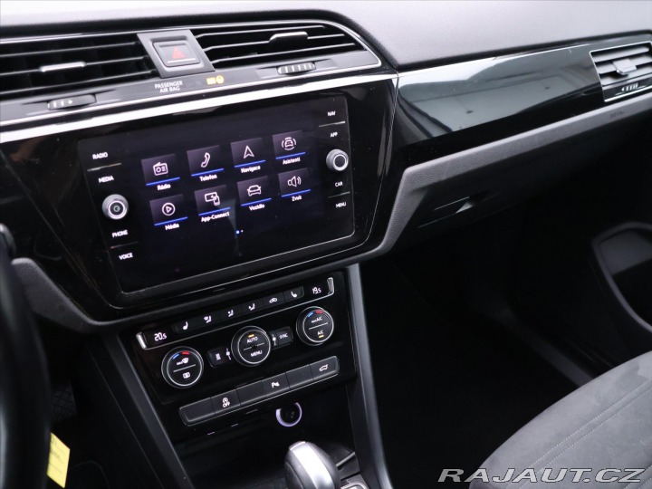 Volkswagen Touran 2,0 TDI 110kW DSG Matrix 2022