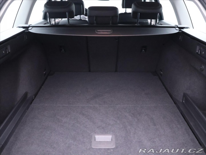 Volkswagen Passat 2,0 TDI 110 kW Elegance D 2021