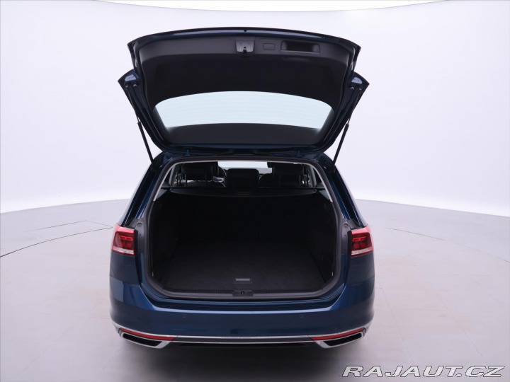 Volkswagen Passat 2,0 TDI 110 kW Elegance D 2021