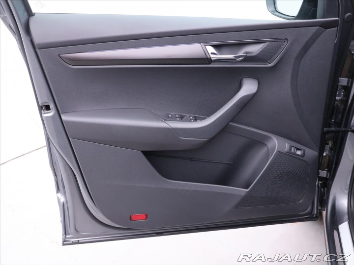 Škoda Karoq 1,5 TSI 110kW DSG Sportli 2023