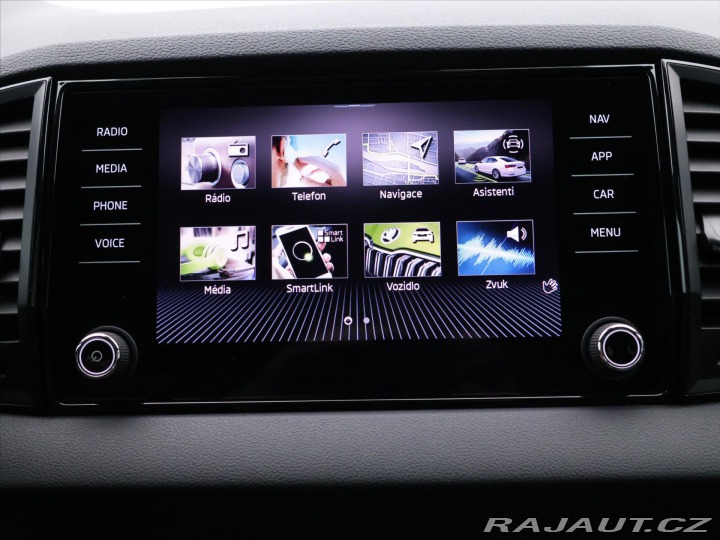 Škoda Karoq 1,5 TSI 110kW DSG Sportli 2023