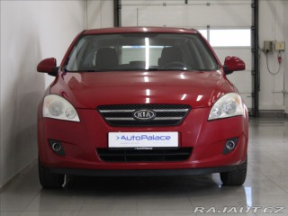 Kia Ceed 1,4 i 80kW 129tkm! 2.maj. 2010