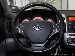 Kia Ceed 1,4 i 80kW 129tkm! 2.maj. 2010