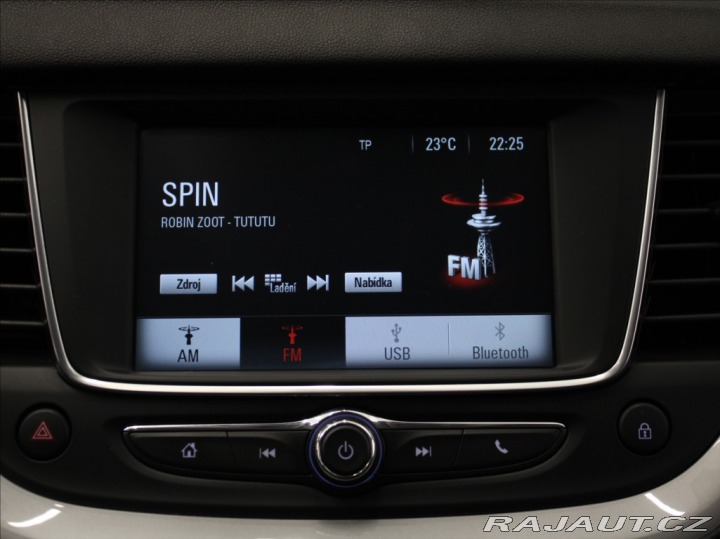 Opel Grandland X 1,2 Turbo 96kW AT 1.maj.Č 2021