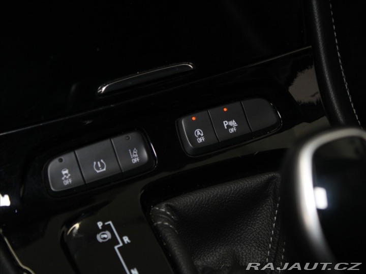 Opel Grandland X 1,2 Turbo 96kW AT 1.maj.Č 2021