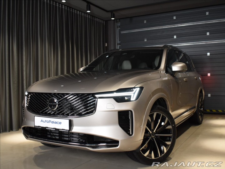Volvo XC90 2,0 B5  Ultra Bright 2026