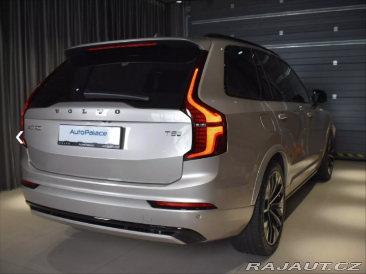 Volvo XC90 2,0 T8  Plus Dark 2026