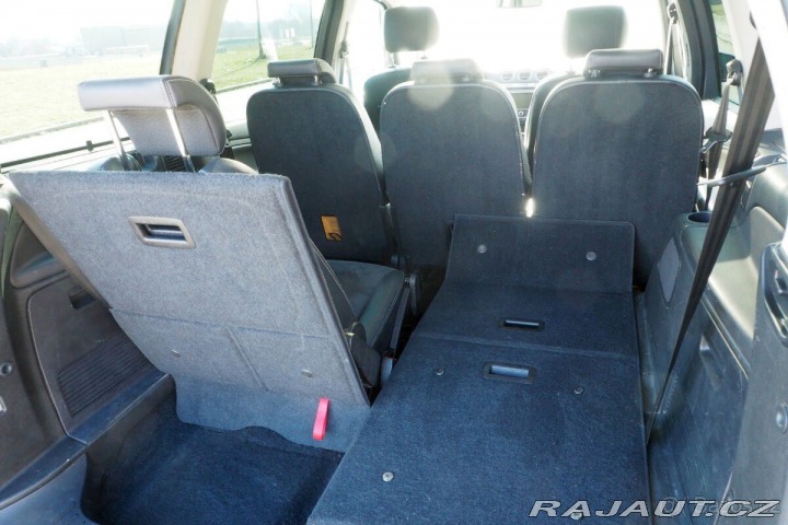 Ford Galaxy 2,2   TDCi Titanium 2011