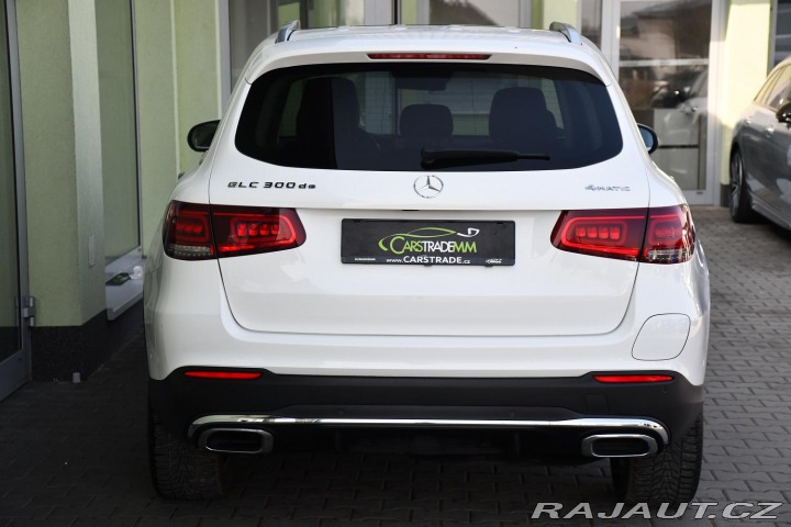 Mercedes-Benz GLC 300de 4MATIC ČR 2020