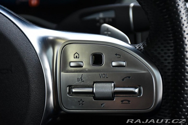 Mercedes-Benz GLC 300de 4MATIC ČR 2020