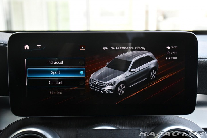 Mercedes-Benz GLC 300de 4MATIC ČR 2020