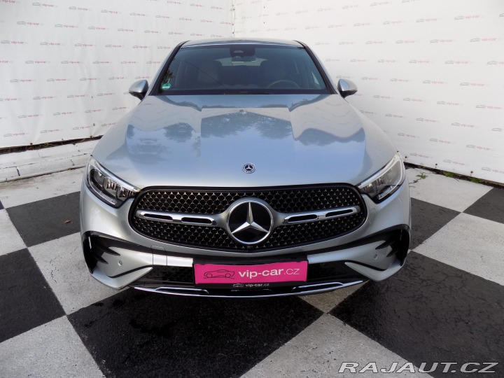 Mercedes-Benz GLC 300e/AMG/4Matic/DPH/LED/ 2024