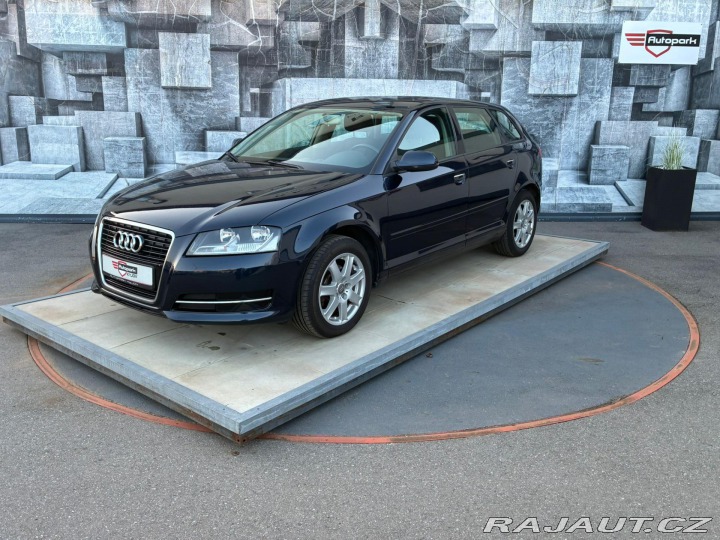 Audi A3 1.2TSi, 77KW, VYHŘ. SED., 2012