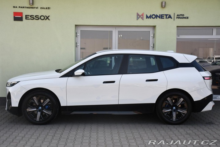 BMW iX xDrive40 1M 3L-ZÁRUKA 2023