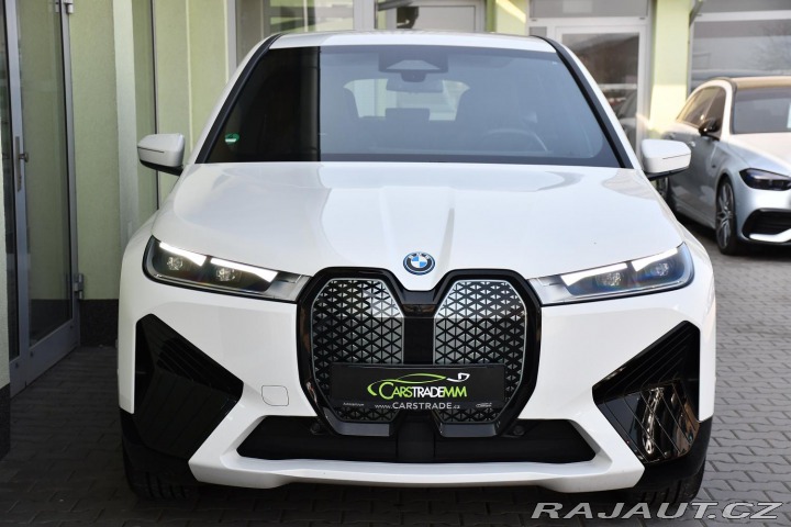 BMW iX xDrive40 1M 3L-ZÁRUKA 2023