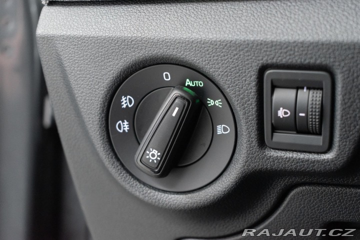 Škoda Kamiq 1.0 TSI BLACK DOTS*ZÁRUKA 2025