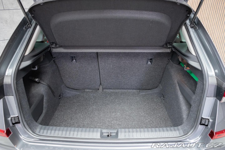 Škoda Kamiq 1.0 TSI BLACK DOTS*ZÁRUKA 2025