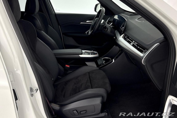 BMW iX1 eDrive20 2025