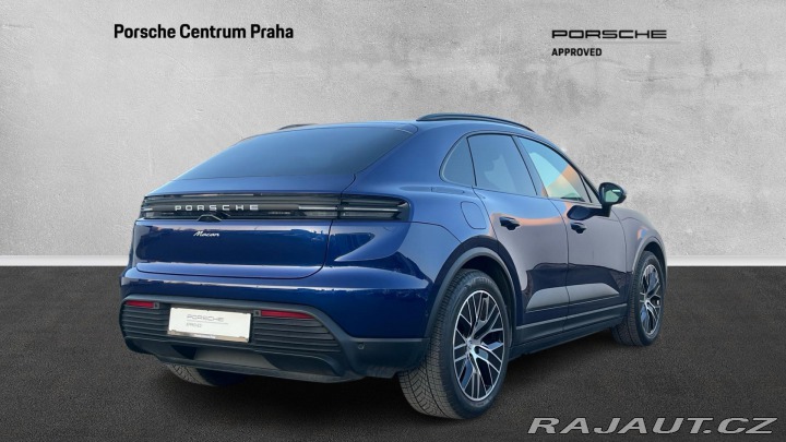 Porsche Macan Electric 2025