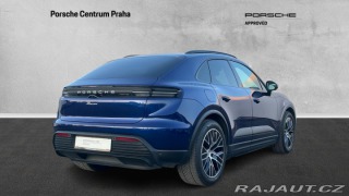 Porsche Macan Electric 2024