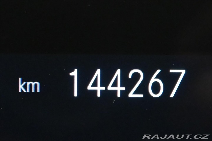 Mercedes-Benz GLB 2,0 220d 140 kW 4MATIC Zá 2020