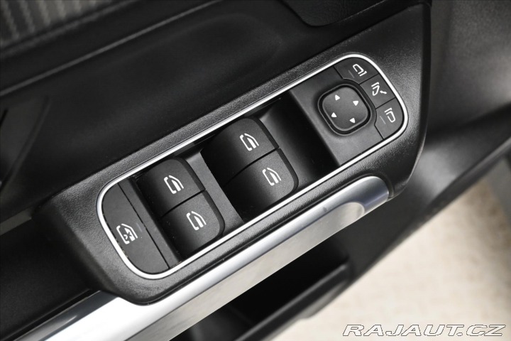 Mercedes-Benz GLB 2,0 220d 140kW 4MATIC Zár 2020