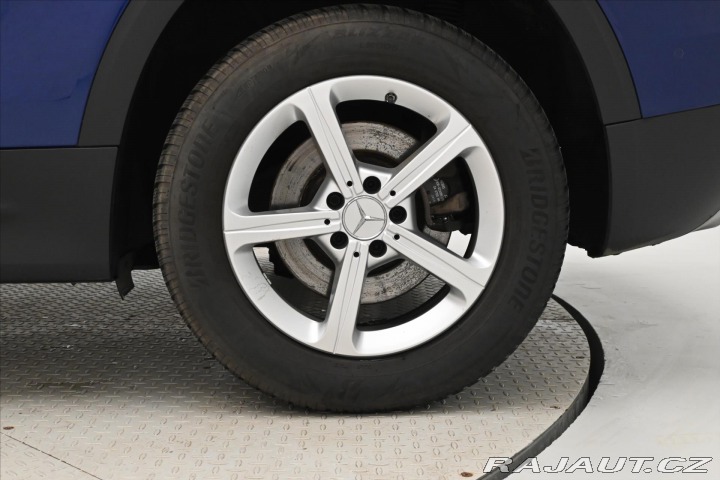 Mercedes-Benz GLB 2,0 220d 140kW 4MATIC Zár 2020