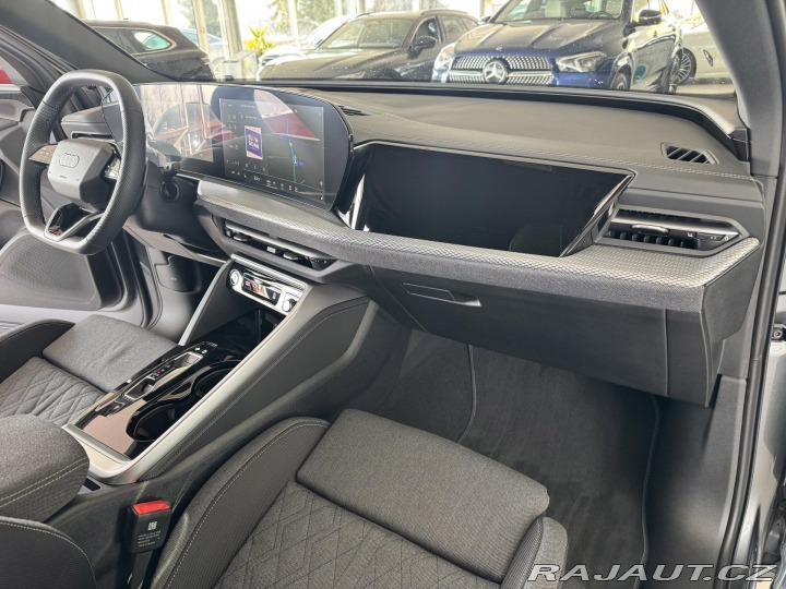 Audi Q5 TFSI Quattro*S-LINE*NovýM 2025