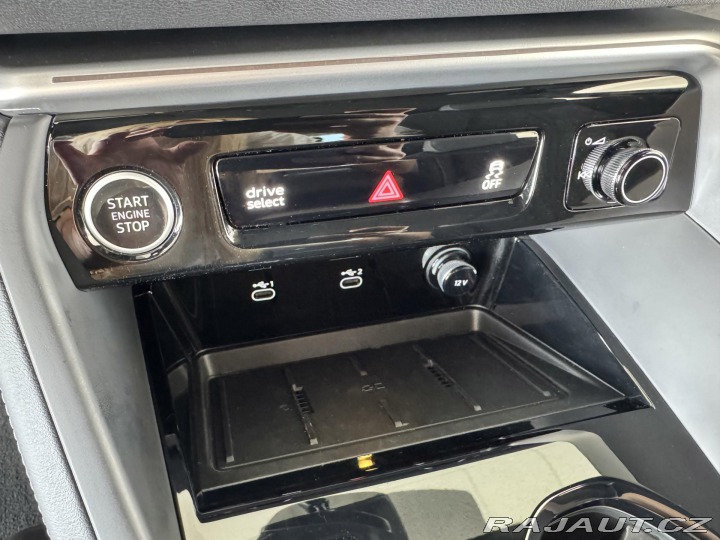 Audi Q5 TFSI Quattro*S-LINE*NovýM 2025