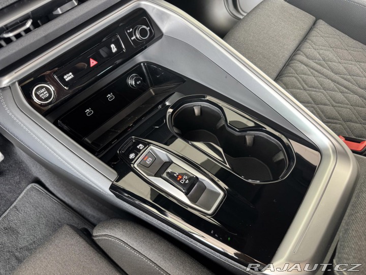 Audi Q5 TFSI Quattro*S-LINE*NovýM 2025
