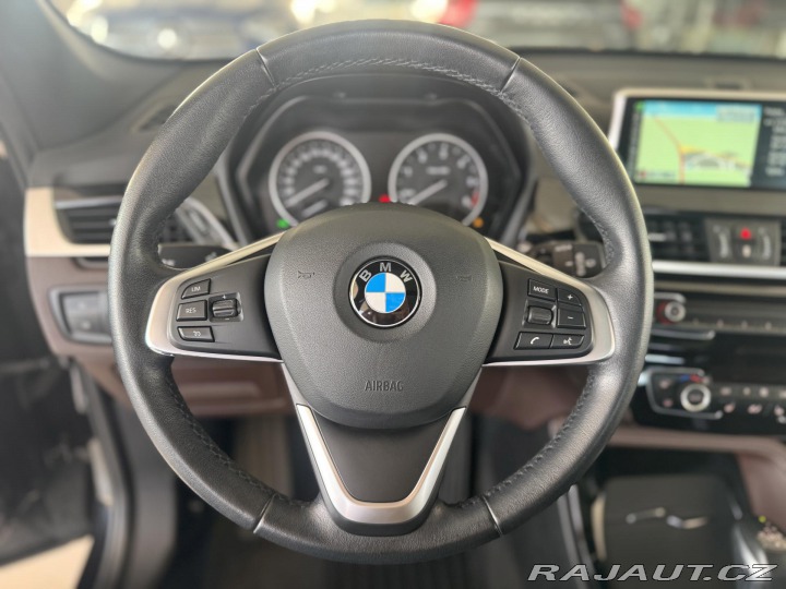 BMW X1 20d xDrive*Head-Up*KeyLes 2016