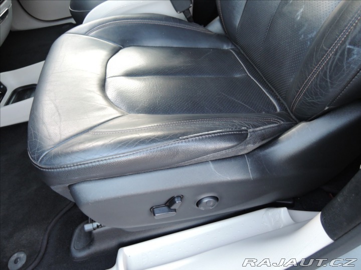 Chrysler Pacifica 3,6 V6 Aut. StownGo Kůže 2019