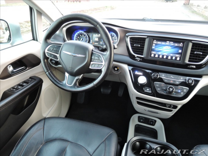 Chrysler Pacifica 3,6 V6 Aut. StownGo Kůže 2019