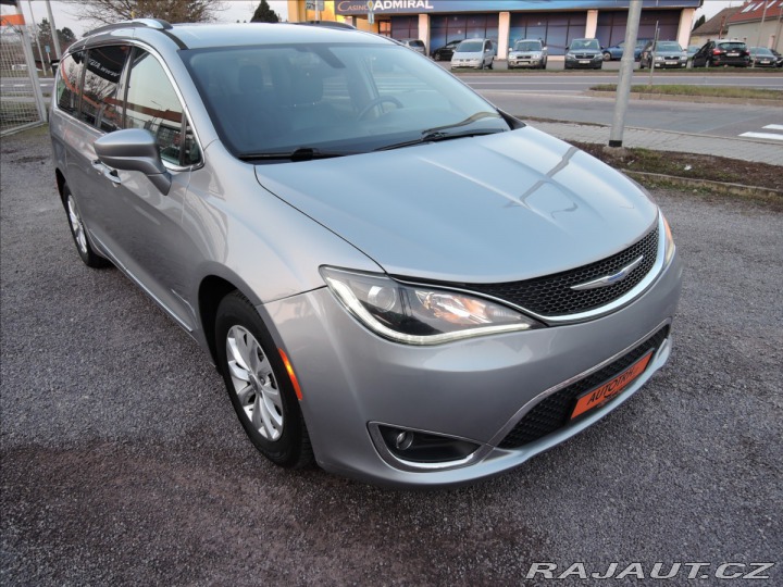 Chrysler Pacifica 3,6 V6 Aut. StownGo Kůže 2019