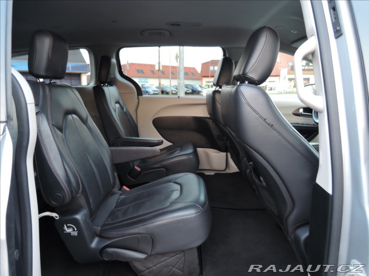 Chrysler Pacifica 3,6 V6 Aut. StownGo Kůže 2019