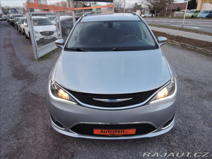 Chrysler Pacifica 3,6 V6 Aut. StownGo Kůže 2019