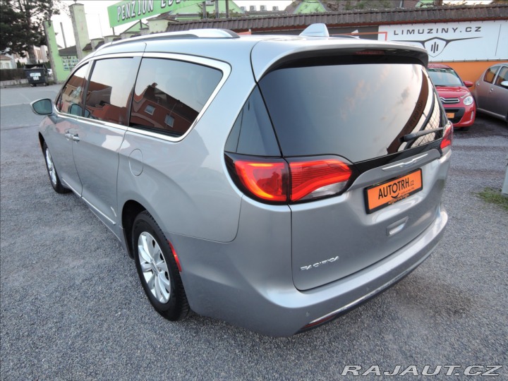 Chrysler Pacifica 3,6 V6 Aut. StownGo Kůže 2019