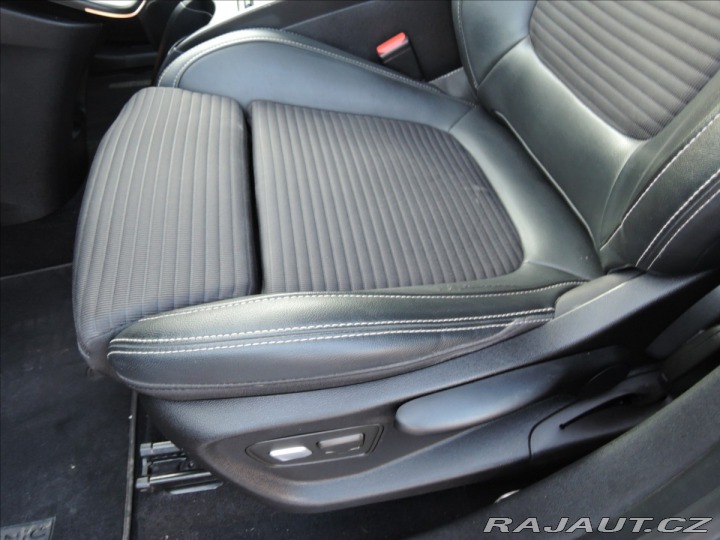 Renault Grand Scénic 1,3 TCe Intens ČR 1.maj S 2019