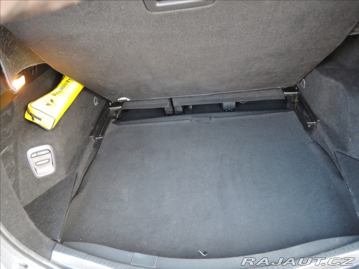 Renault Grand Scénic 1,3 TCe Intens ČR 1.maj S 2019