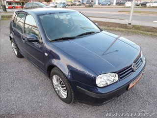 Volkswagen Golf 1,6 i 2000